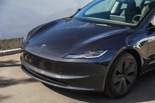 2025 Tesla Model 3 Long Range