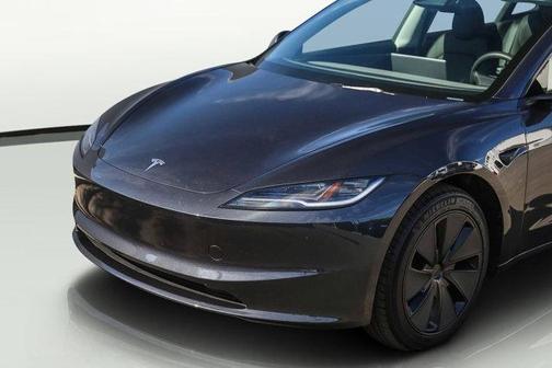 2025 Tesla Model 3 Long Range