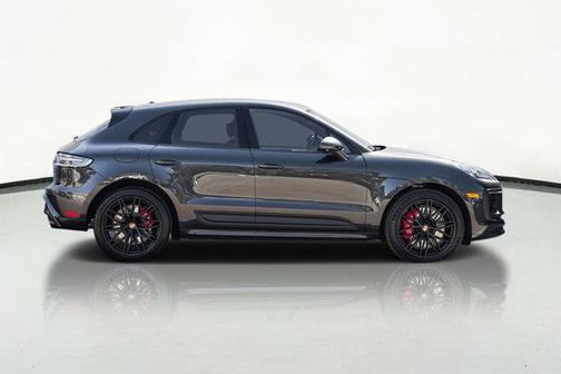 2024 Porsche Macan GTS