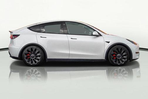 2023 Tesla Model Y Performance Dual Motor All-Wheel Drive