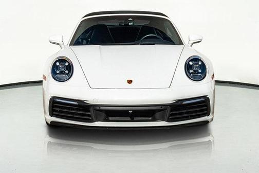 2018 Porsche 911 Carrera 4 GTS