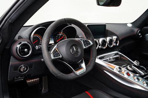 2016 Mercedes-Benz AMG GT S