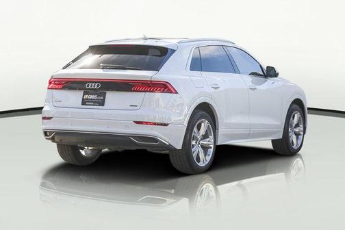 2023 Audi Q8 55 Premium