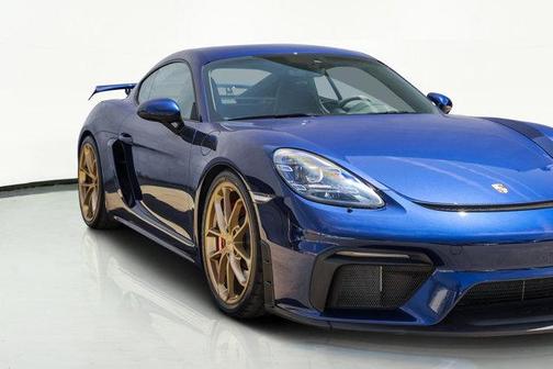 2021 Porsche 718 Cayman GT4