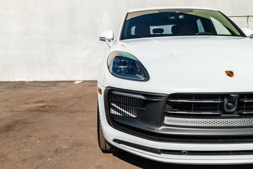 2024 Porsche Macan GTS