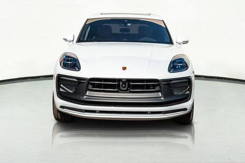 2024 Porsche Macan GTS