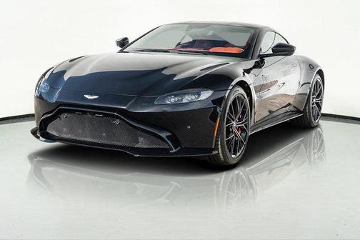 2021 Aston Martin Vantage Base