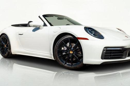 2022 Porsche 911 Carrera
