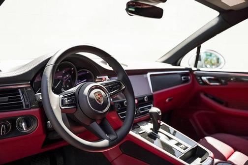 2024 Porsche Macan GTS