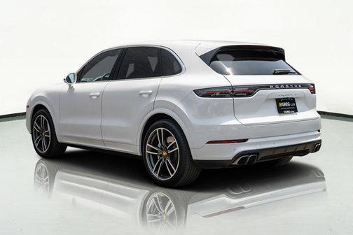 2022 Porsche Cayenne Turbo