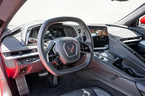 2025 Chevrolet Corvette Stingray w/2LT