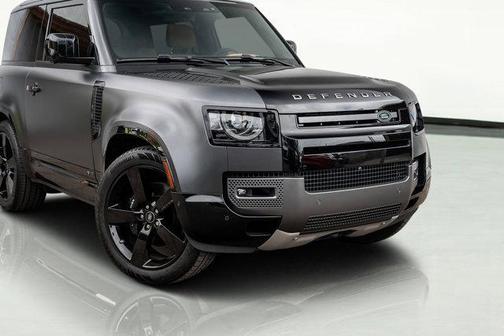 2024 Land Rover Defender 90 P525 Carpathian Edition