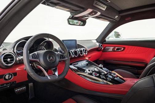 2016 Mercedes-Benz AMG GT S