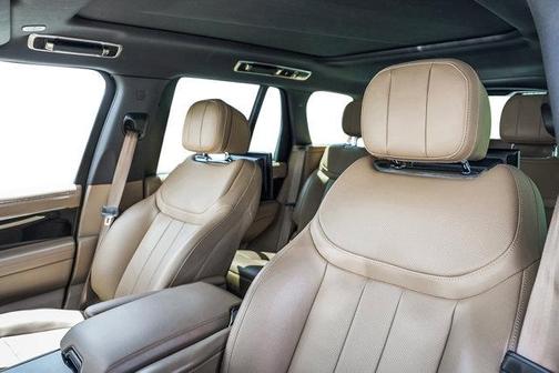 2023 Land Rover Range Rover P400 SE