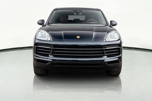 2023 Porsche Cayenne Platinum Edition
