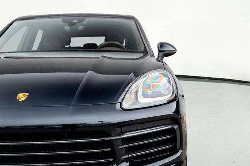 2023 Porsche Cayenne Platinum Edition