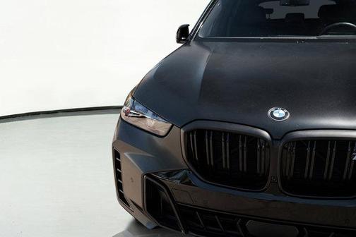 2024 BMW X5 M60i