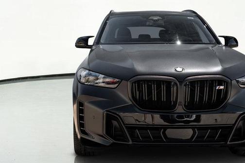 2024 BMW X5 M60i