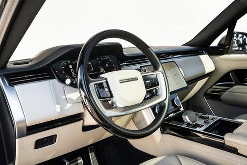 2023 Land Rover Range Rover P530 SE