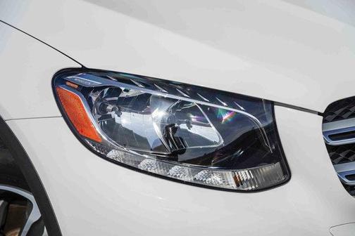 2019 Mercedes-Benz GLC 300 Base