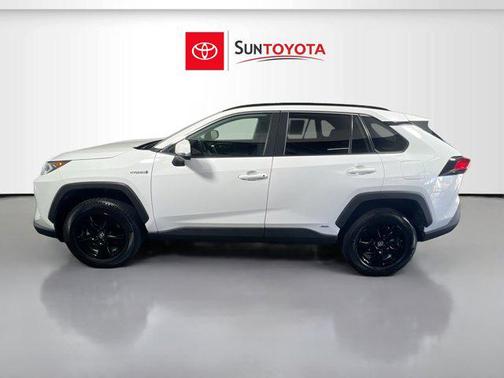 2021 Toyota RAV4 Hybrid XLE