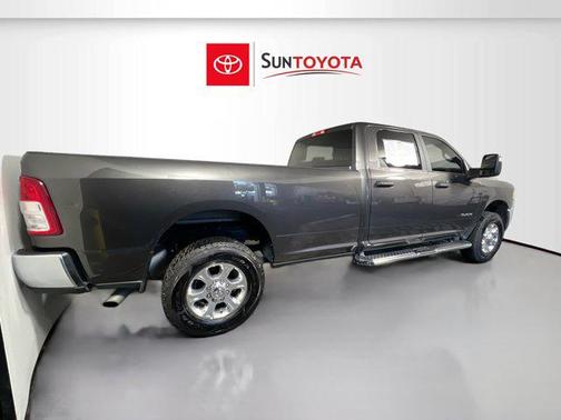 2024 RAM 2500 Big Horn Crew Cab 4x4 8' Box