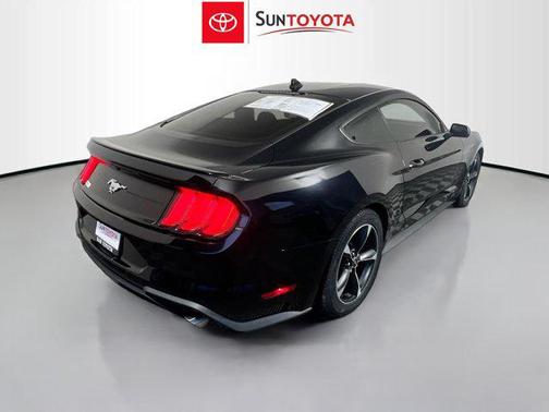 2020 Ford Mustang EcoBoost