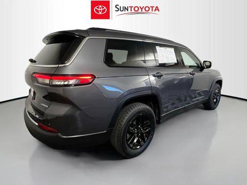 2023 Jeep Grand Cherokee L Laredo