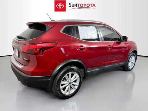 Scarlet Ember Tintcoat 2019 Nissan Rogue Sport SV