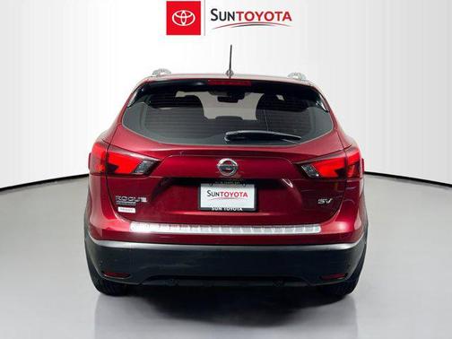 Scarlet Ember Tintcoat 2019 Nissan Rogue Sport SV