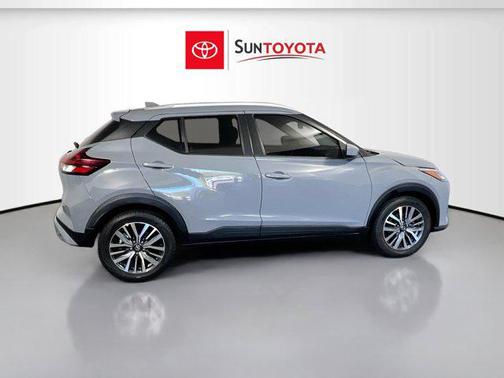 2021 Nissan Kicks SV