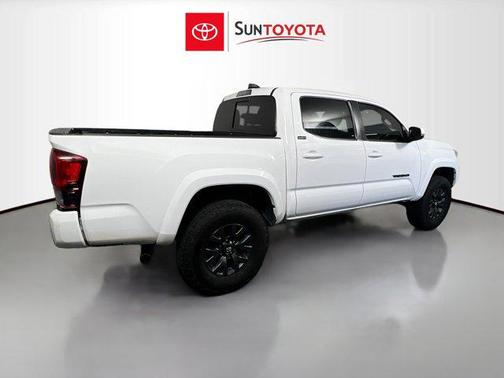 Ice Cap 2023 Toyota Tacoma SR5