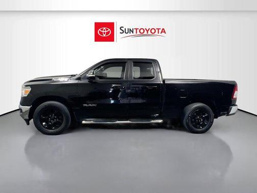 Diamond Black Crystal Pearlcoat 2021 RAM 1500 Big Horn/Lone Star