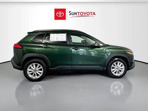 2022 Toyota Corolla Cross LE