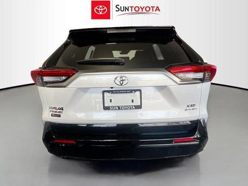 2025 Toyota RAV4 Hybrid SE