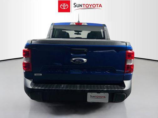 2023 Ford Maverick XL