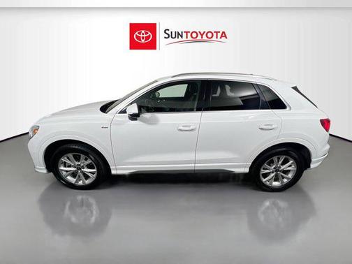 2024 Audi Q3 Premium 45 TFSI S line quattro Tiptronic