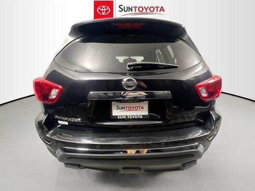 2020 Nissan Pathfinder S 2WD