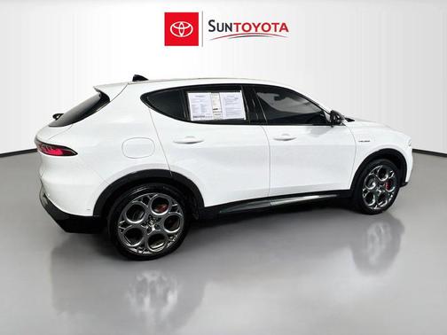 Alfa White 2024 Alfa Romeo Tonale Veloce EAWD