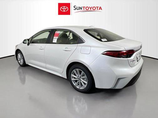 Wind Chill Pearl 2026 Toyota Corolla Hybrid SE