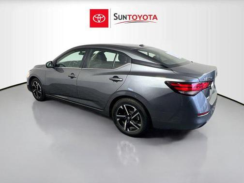 Gun Metallic 2024 Nissan Sentra SV