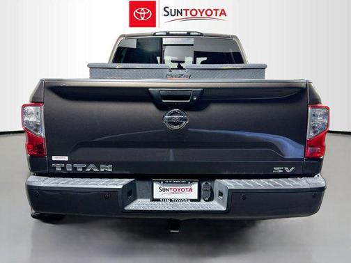 2019 Nissan Titan SV