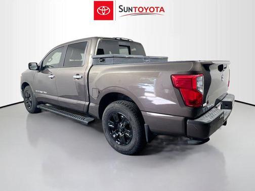 2019 Nissan Titan SV