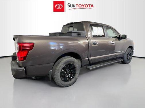 2019 Nissan Titan SV