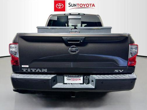 2019 Nissan Titan SV