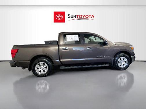 2019 Nissan Titan SV