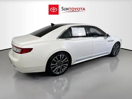 WHITE PLATINUM MET TRI-COAT 2018 Lincoln Continental Select