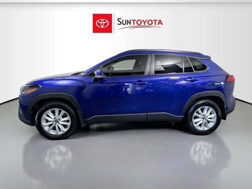 2024 Toyota Corolla Cross LE