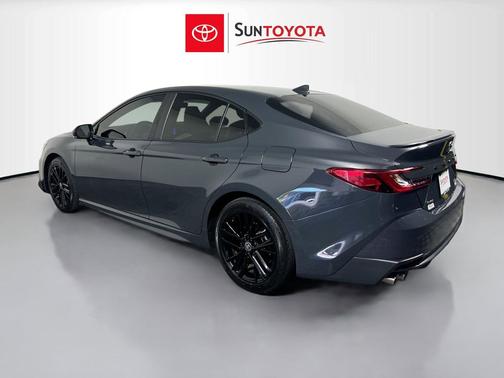 Underground 2025 Toyota Camry SE