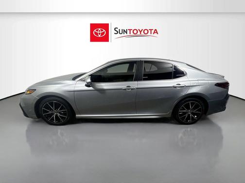 Celestial Silver Metallic 2021 Toyota Camry SE
